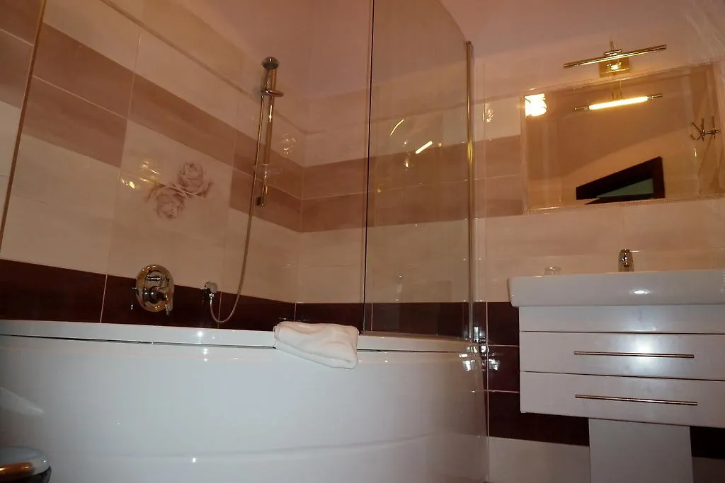 Residence Hamelika Marianske Lazne 3*,